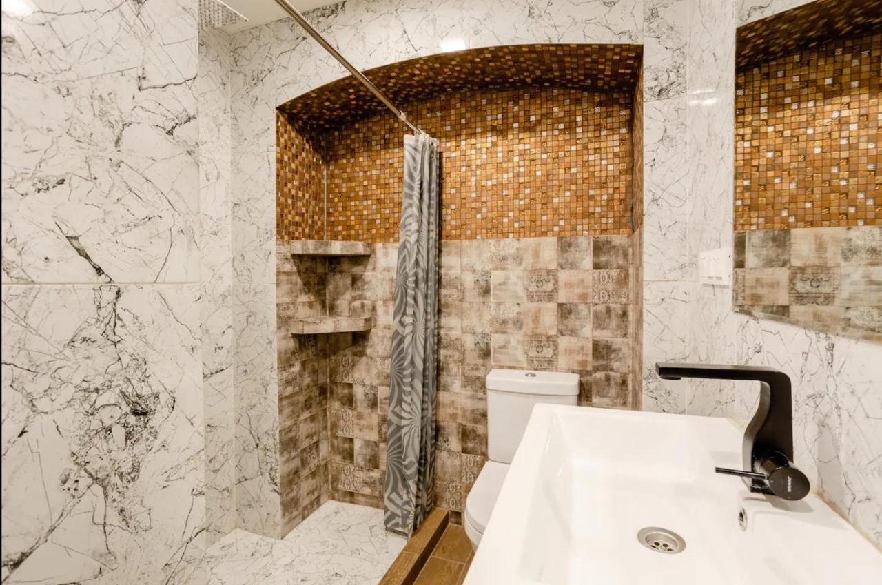 Lovely Dulcet Loft In Center Of Rustaveli Tiflis Dış mekan fotoğraf