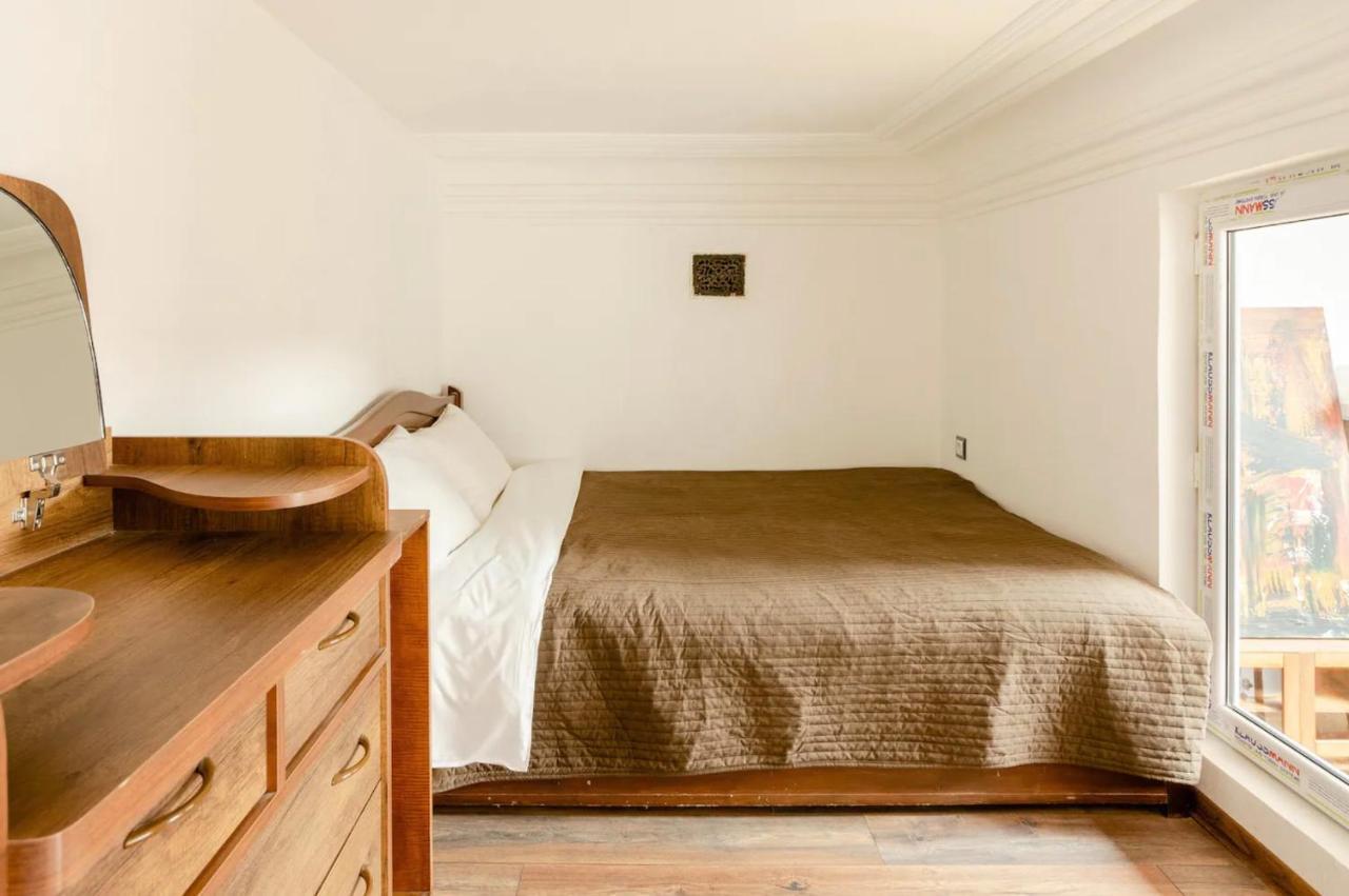 Lovely Dulcet Loft In Center Of Rustaveli Tiflis Dış mekan fotoğraf